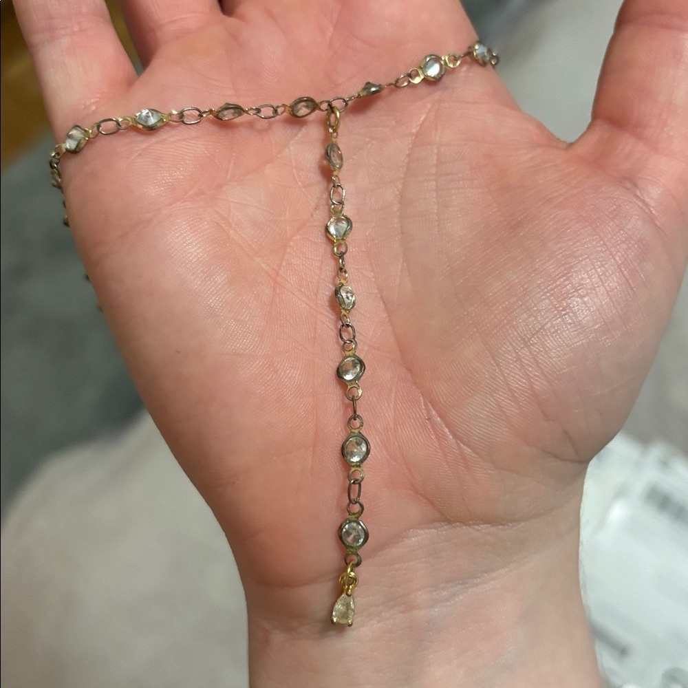Elegant Gold and Silver Women's Necklace - Picture 4 of 4
